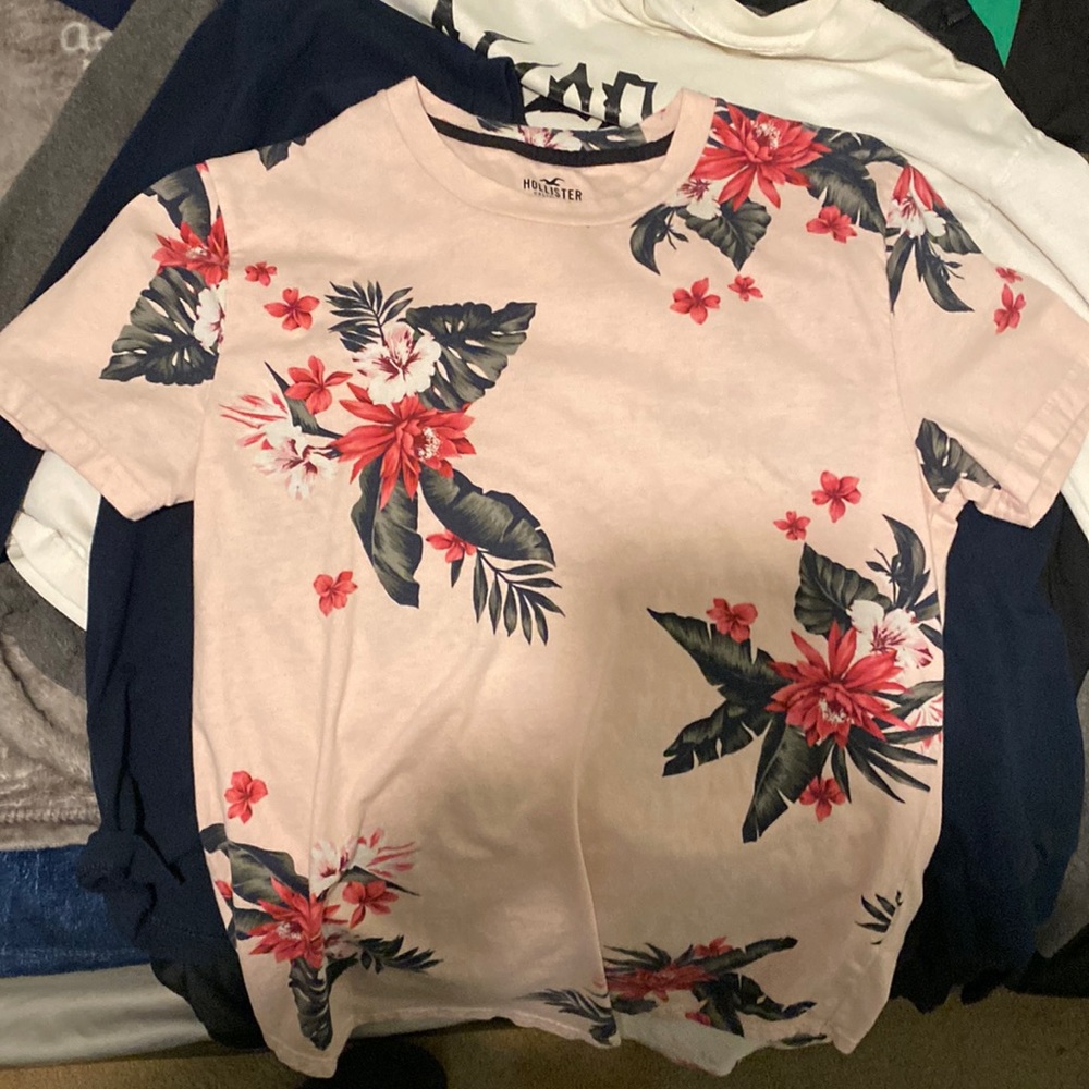 Hollister pink shirt